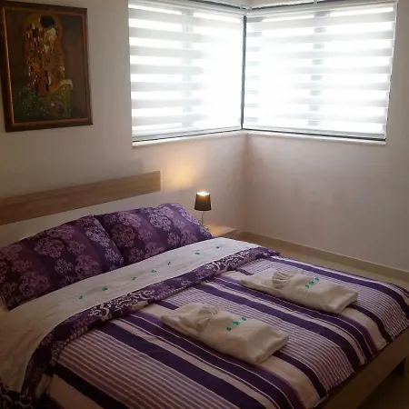 Penthouse View Apartment Qbajjar
